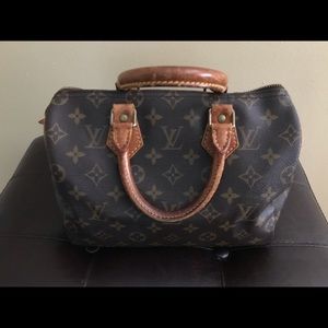 Authentic Louis Vuitton Speedy 25 Handbag Lock+Key